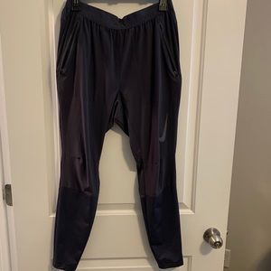 Nike runners sweatpants